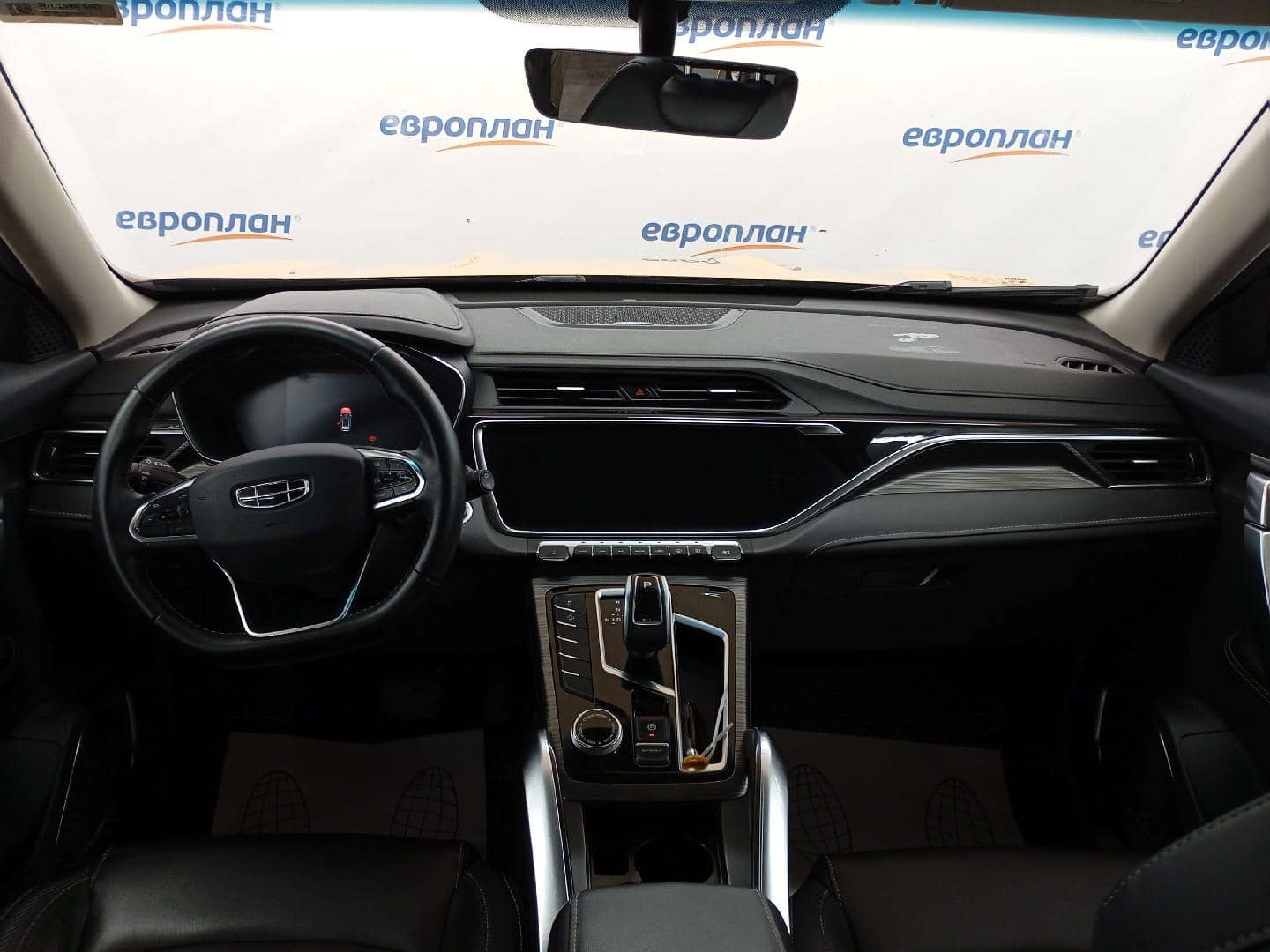 Geely Atlas Pro,  220 676 км, 2023 года в лизинг