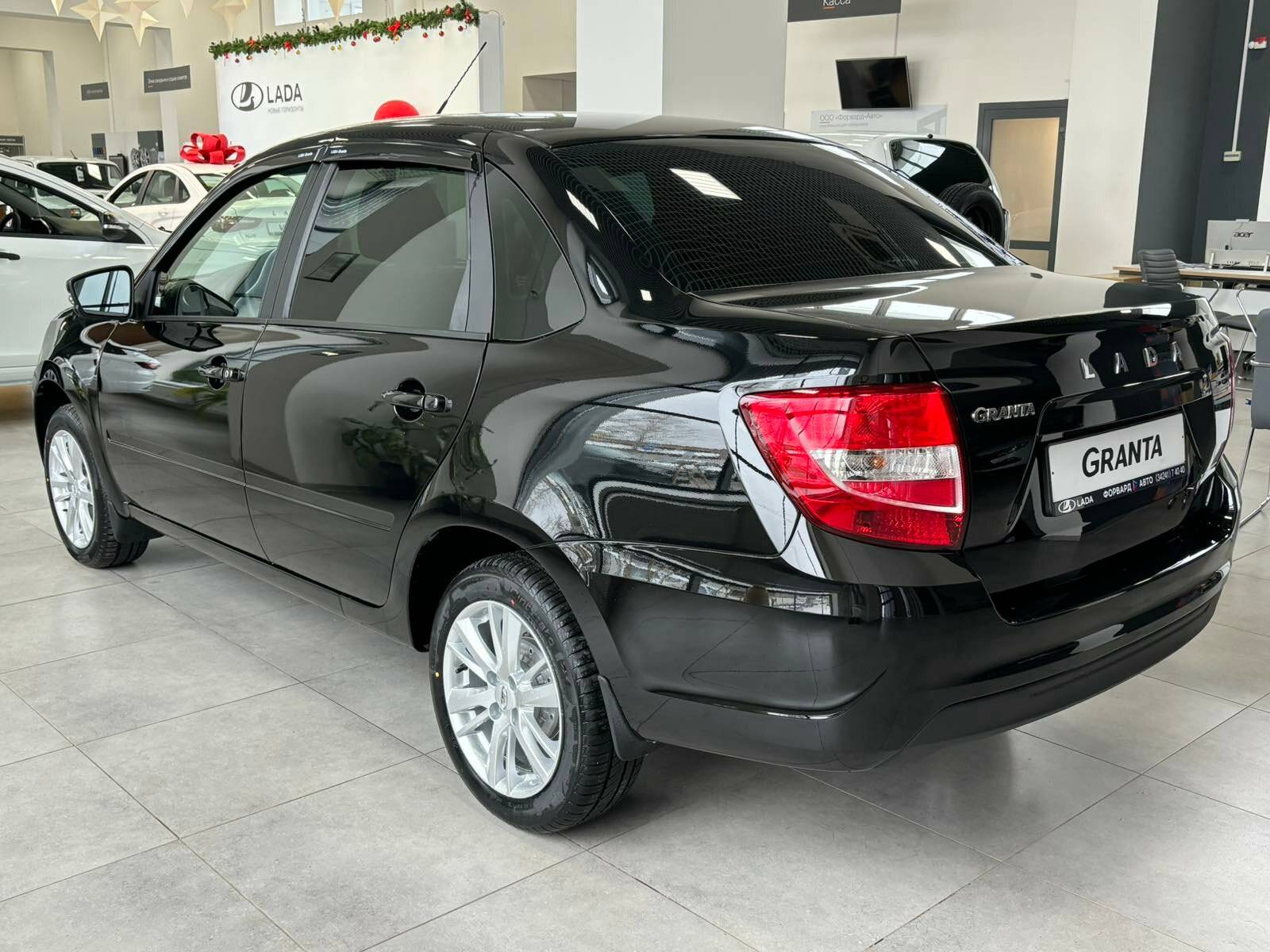 Lada Granta седан Comfort 24 1.6 106hp 5MT