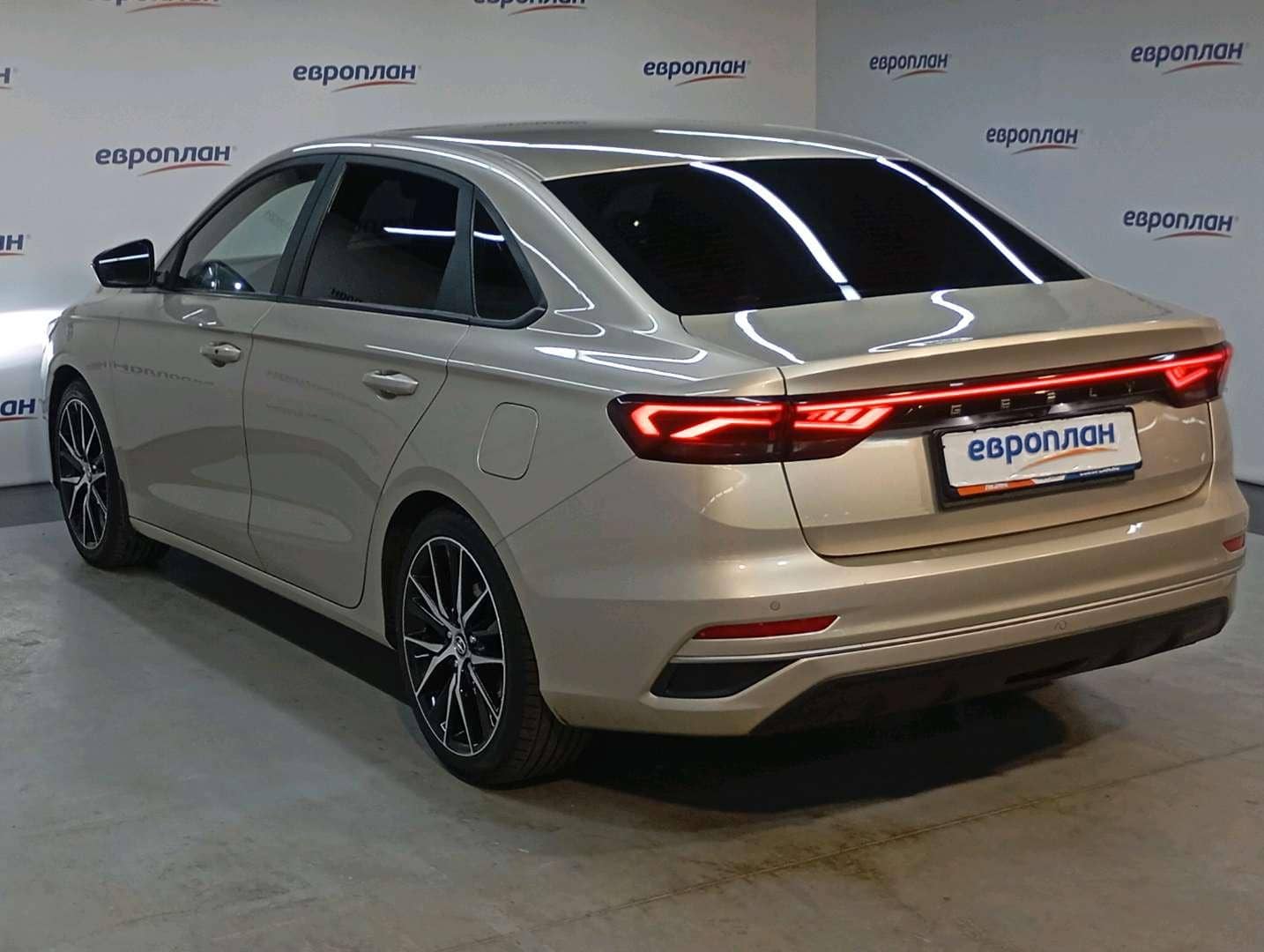 Geely Emgrand,  124 336 км, 2023 года в лизинг