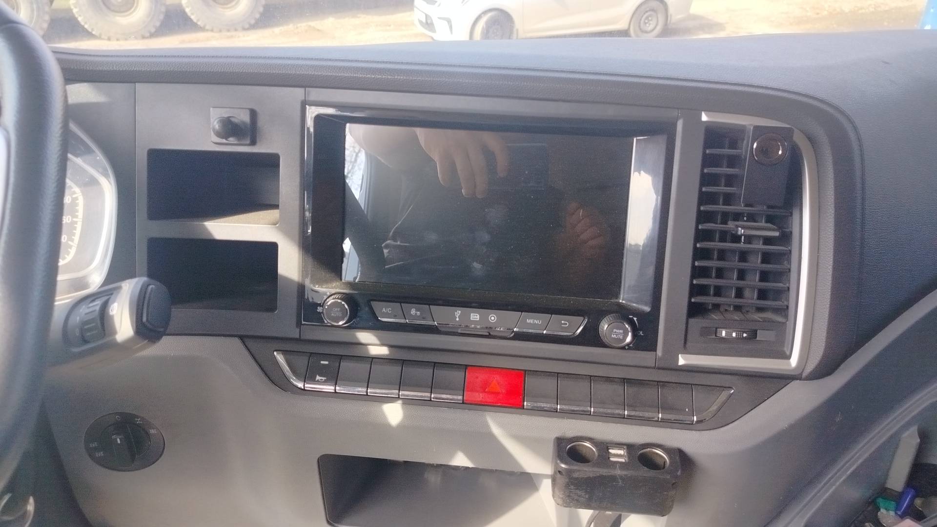 Shacman SX33186V366,  95 968 км, 2023 года