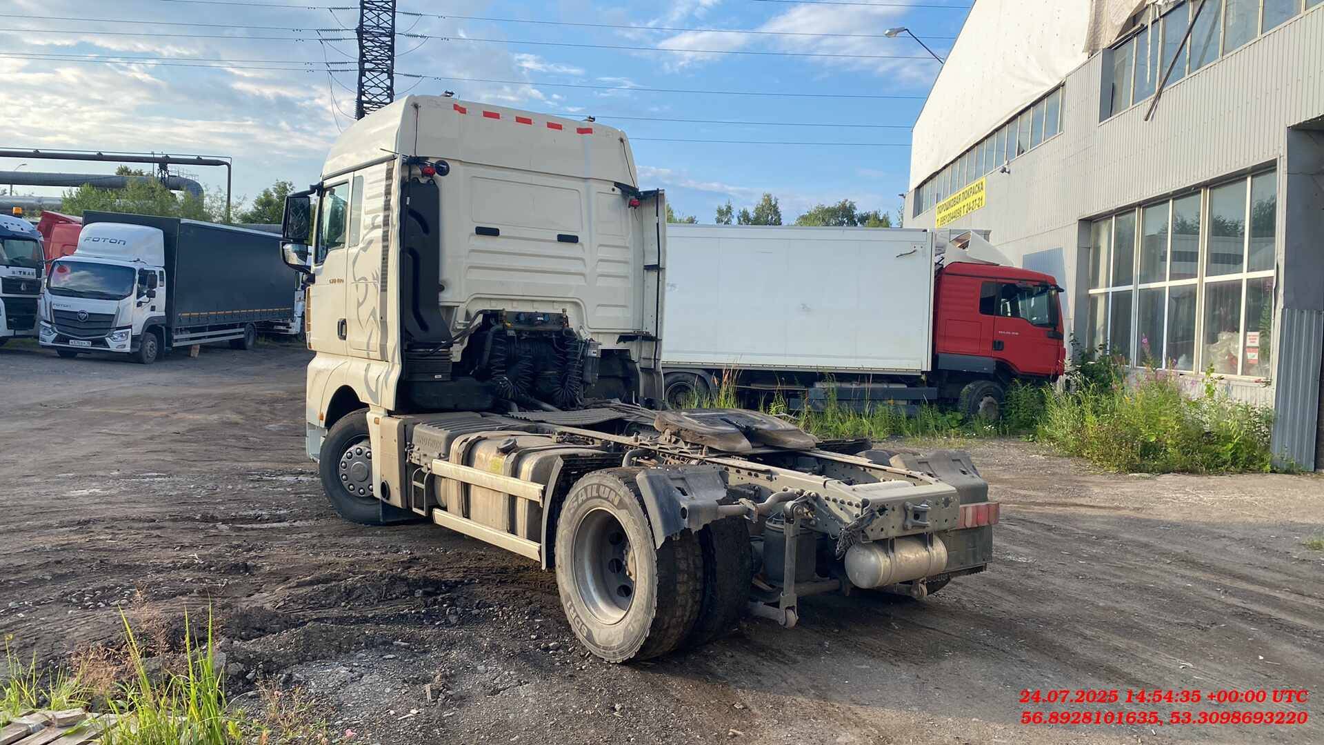 Sitrak C7H 4x2 ZZ4186V361HE,  180 753 км, 2023 года в лизинг
