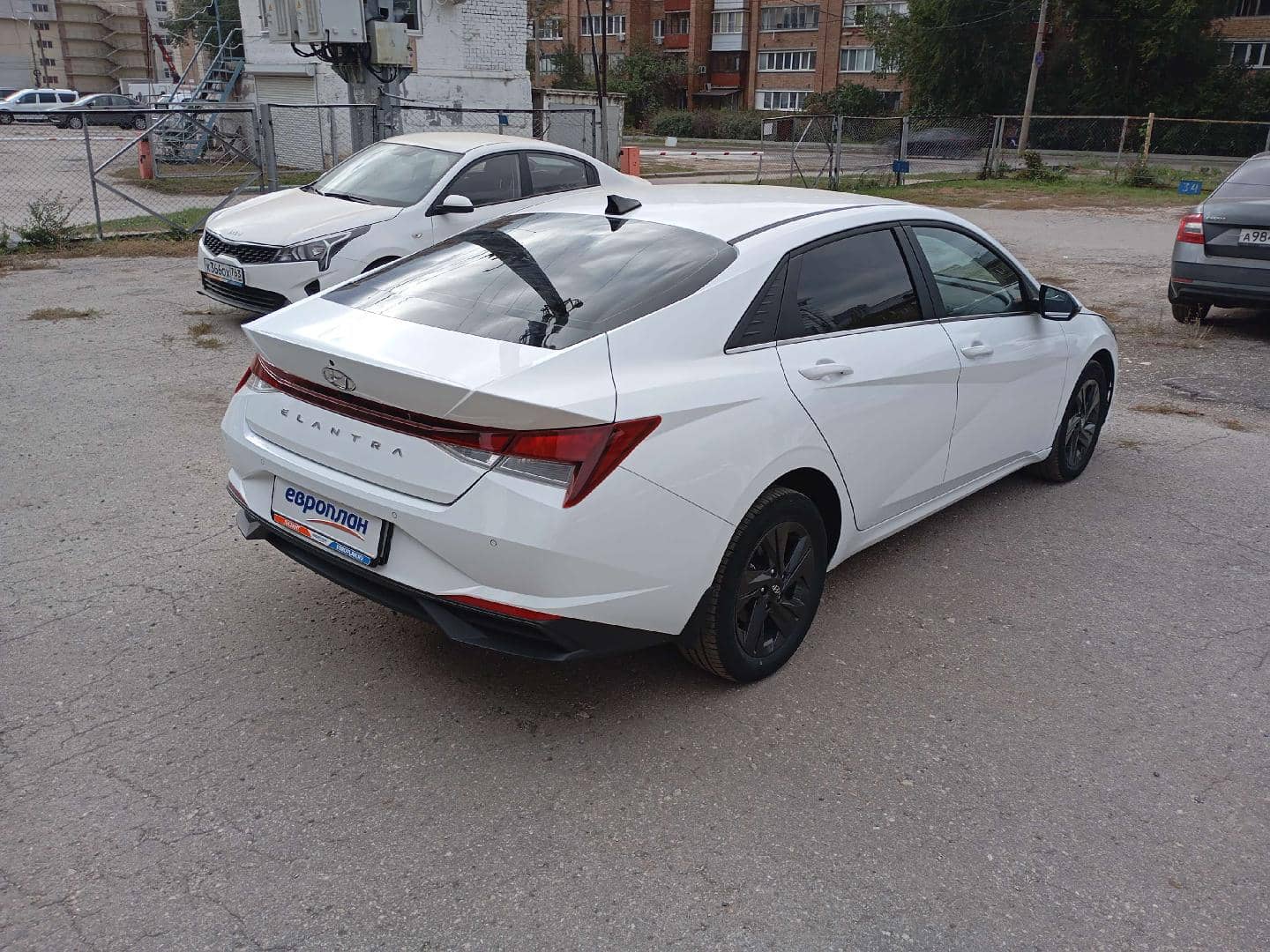 Hyundai Elantra,  30 978 км, 2021 года в лизинг