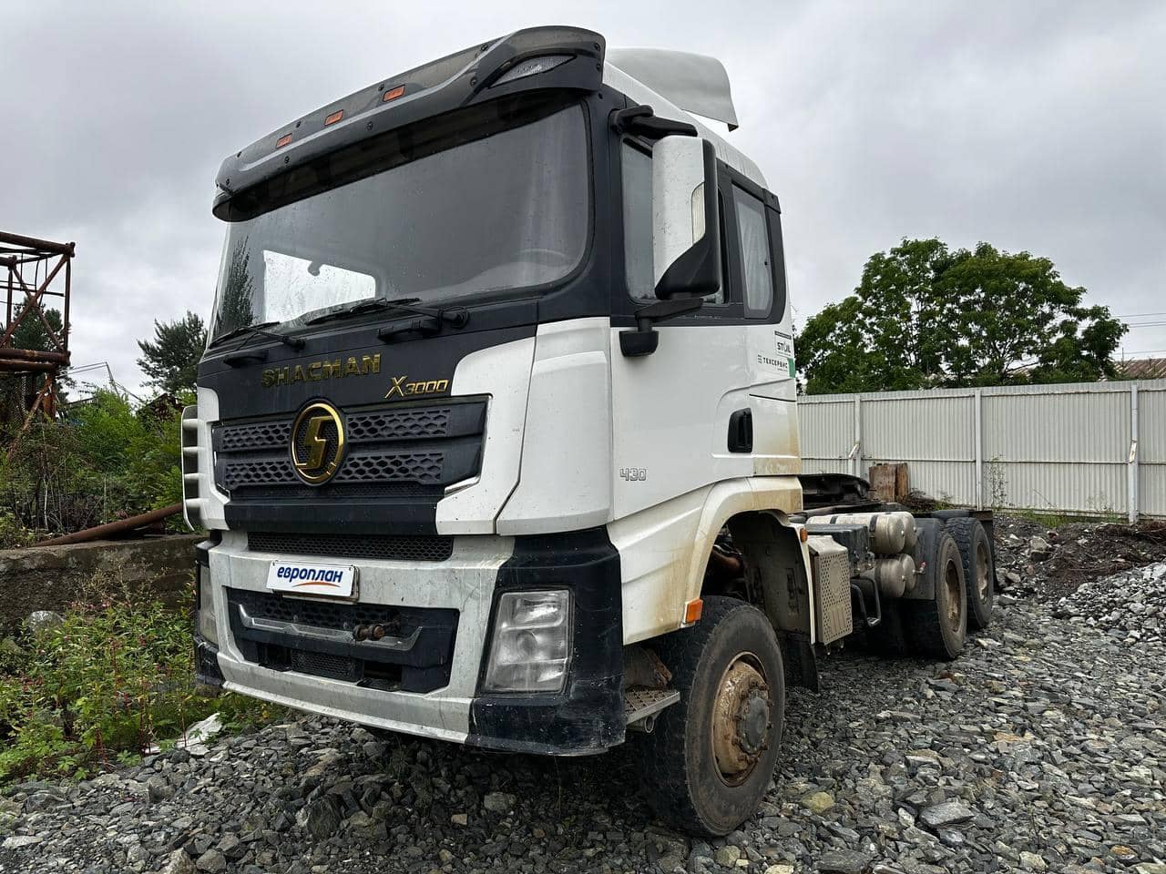 Shacman SX4256DV385