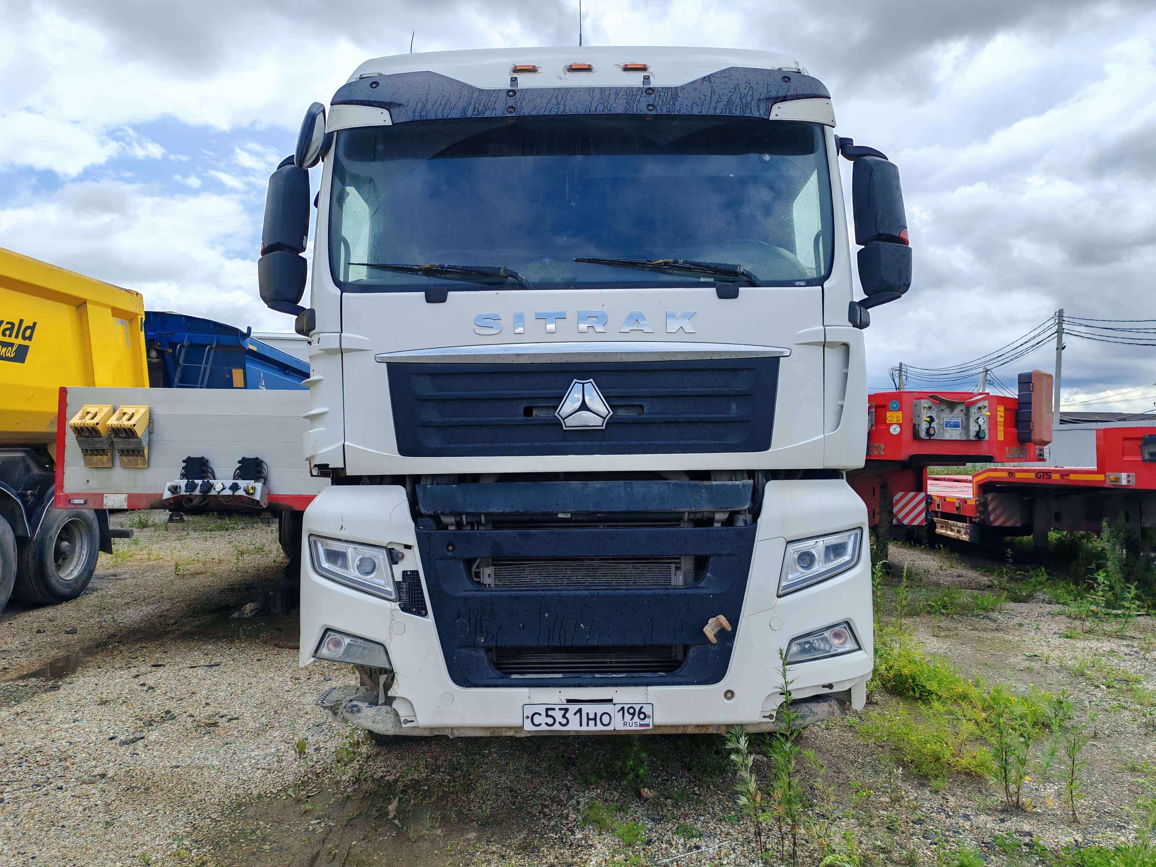 Sitrak ZZ4186V391HE,  586 567 км, 2023 года в лизинг