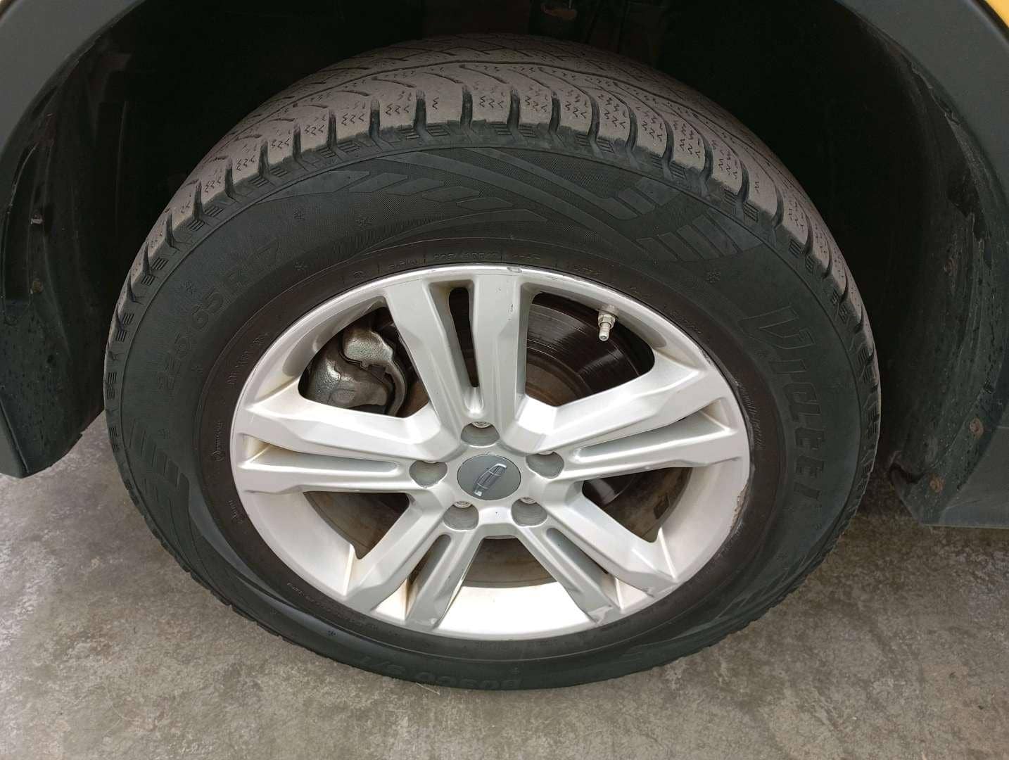 Geely Atlas Pro,  239 501 км, 2023 года в лизинг