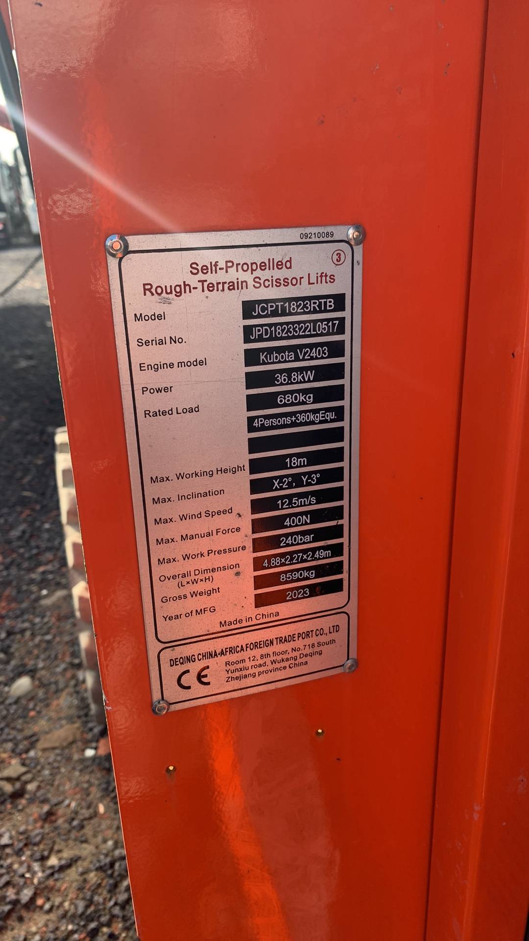 Dingli JCPT1823RTB Самоходный ножничный подъемник,  537 км, 2023 года в лизинг
