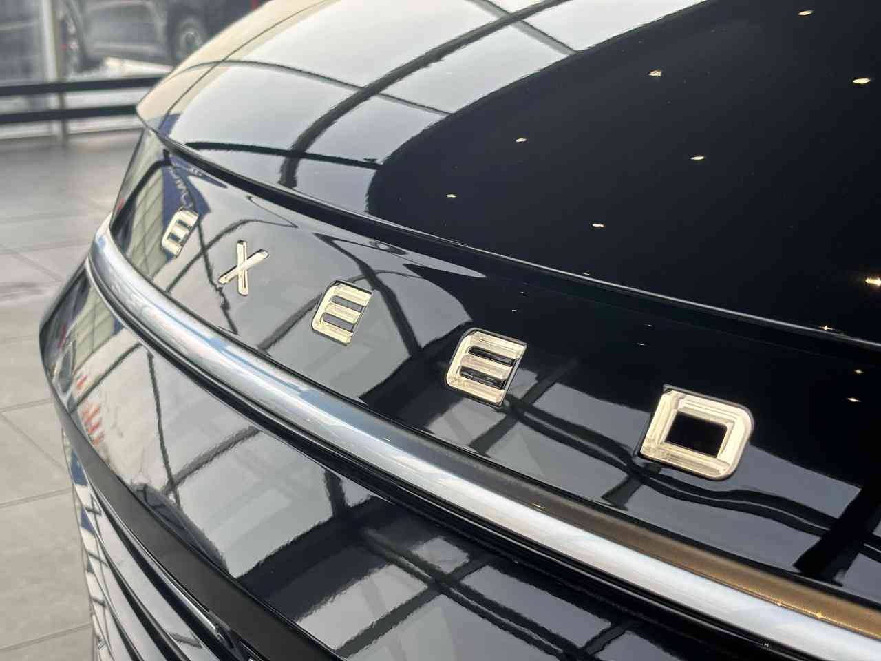 EXEED TXL Premium 2.0 TGDI 8AT AWD