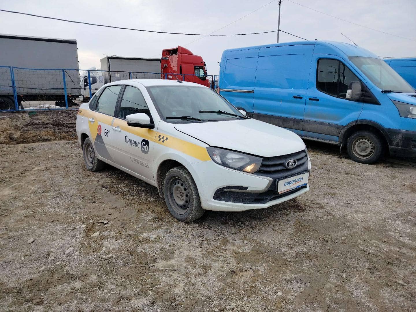 Lada Granta лифтбек,  172 665 км, 2023 года в лизинг