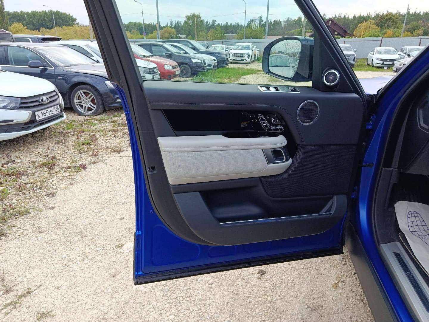 Land Rover Range Rover,  68 931 км, 2019 года в лизинг