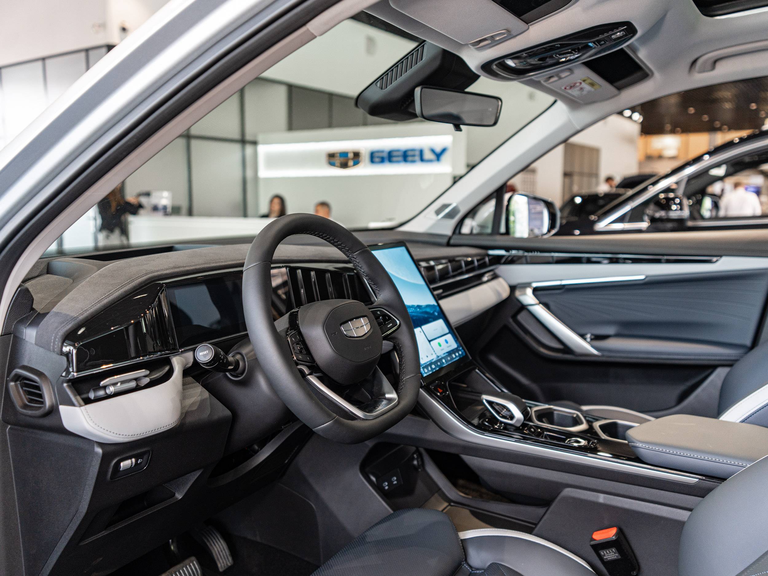 Geely Atlas Flagship Sport 2.0T 8AT 4WD