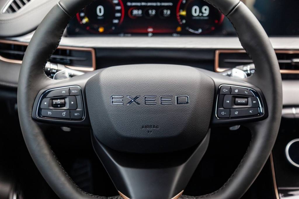 EXEED LX Business 1.5T CVT 2WD