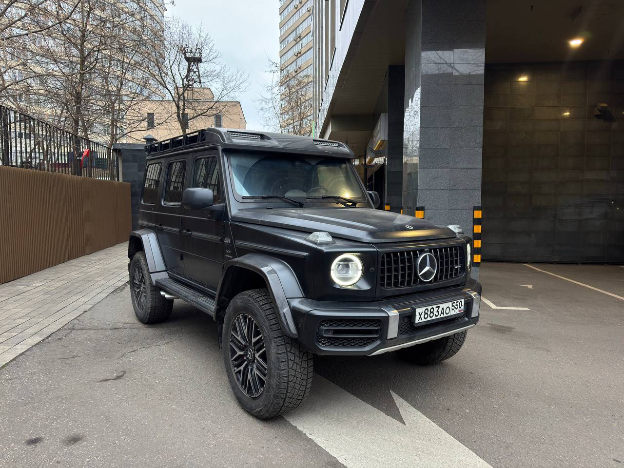 Mercedes-Benz G,  11 907 км, 2023 года в лизинг