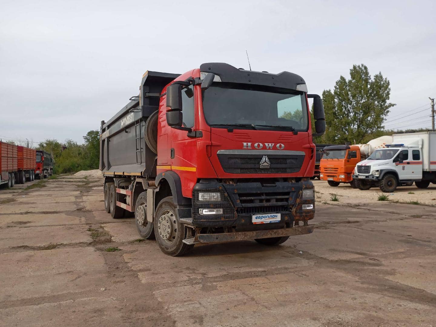 HOWO ZZ3317V386GE1 8х4