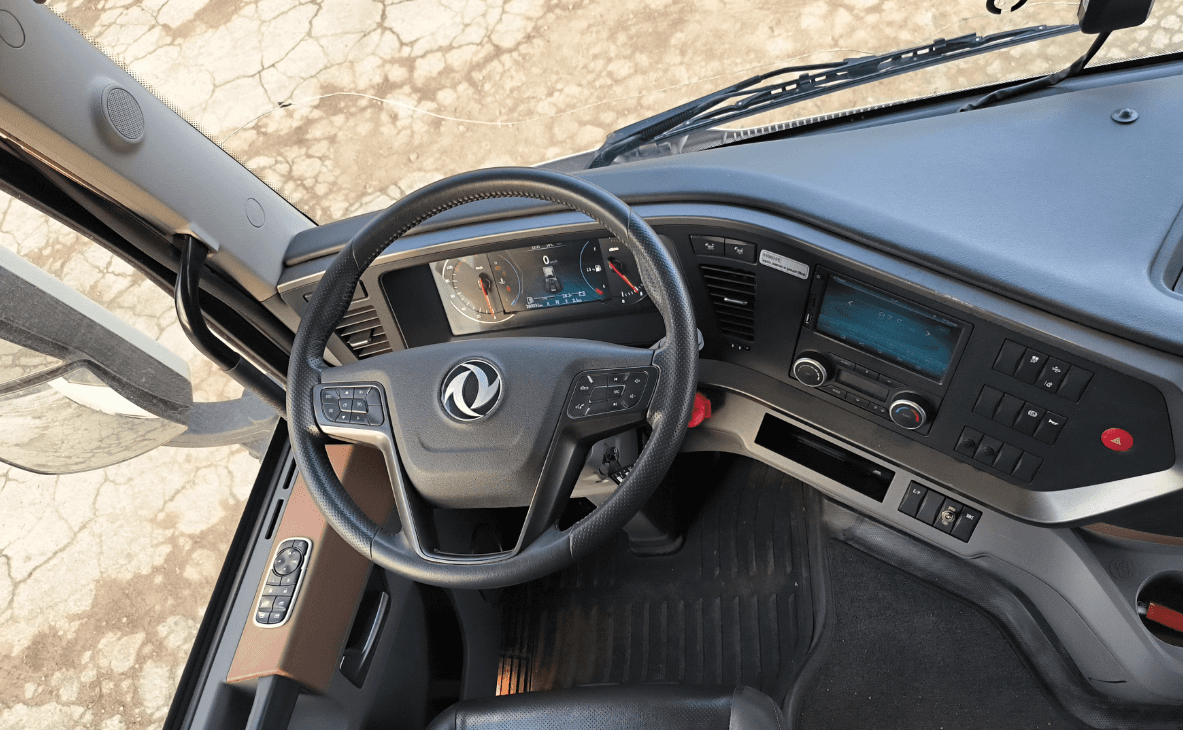 DongFeng DFH4180 4x2,  280 031 км, 2022 года в лизинг