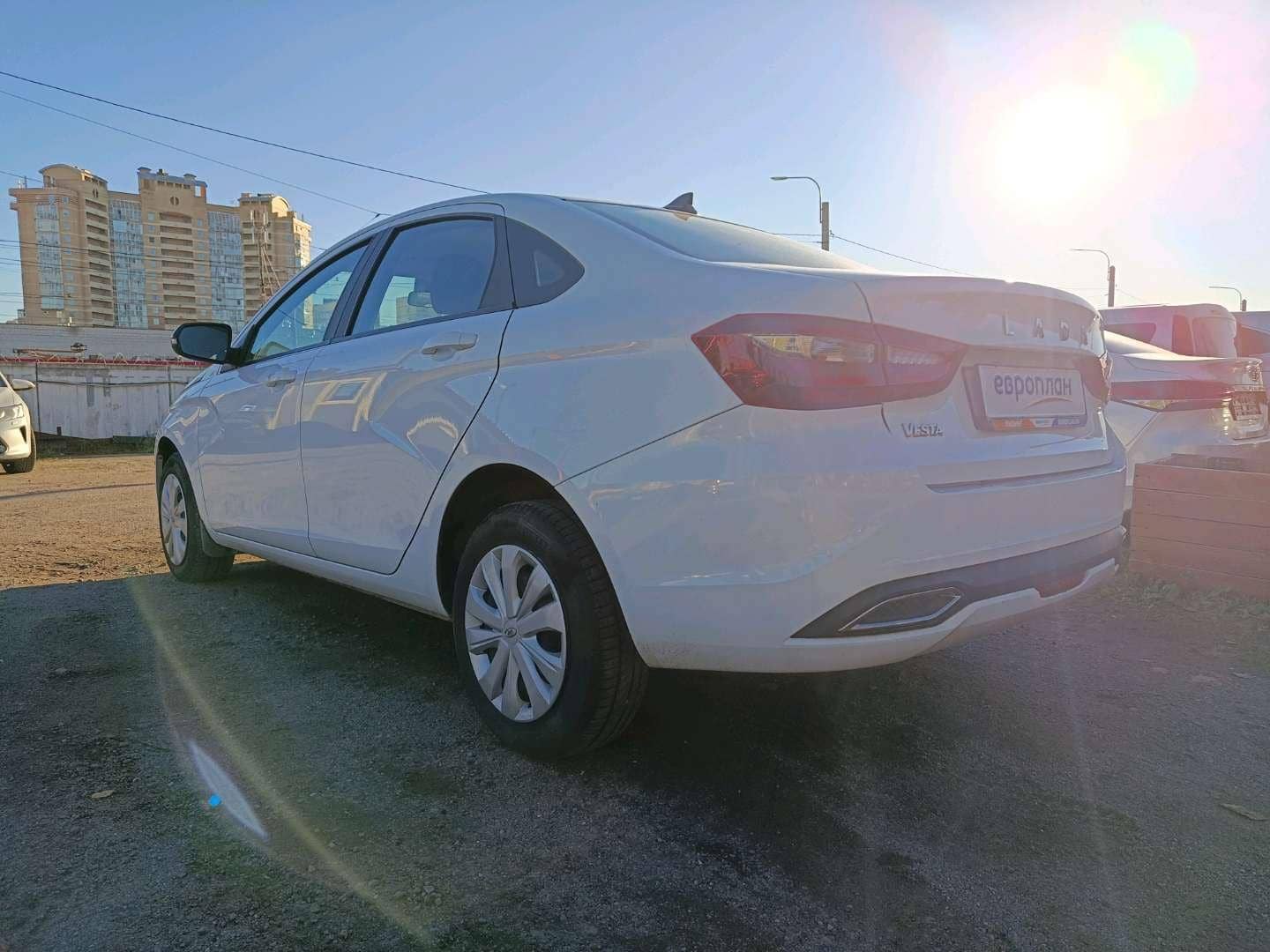 Lada Vesta седан,  37 185 км, 2024 года в лизинг
