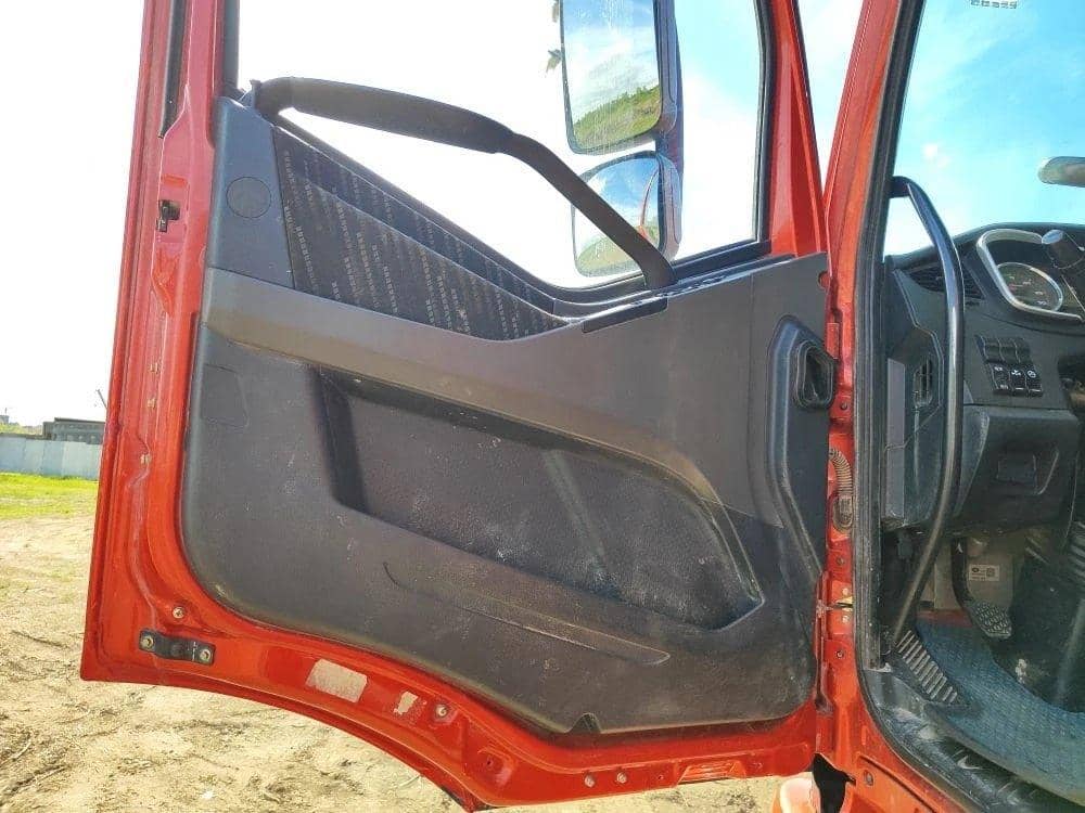 FAW CA3250P66K24L1TE5 6x6,  148 678 км, 2022 года в лизинг