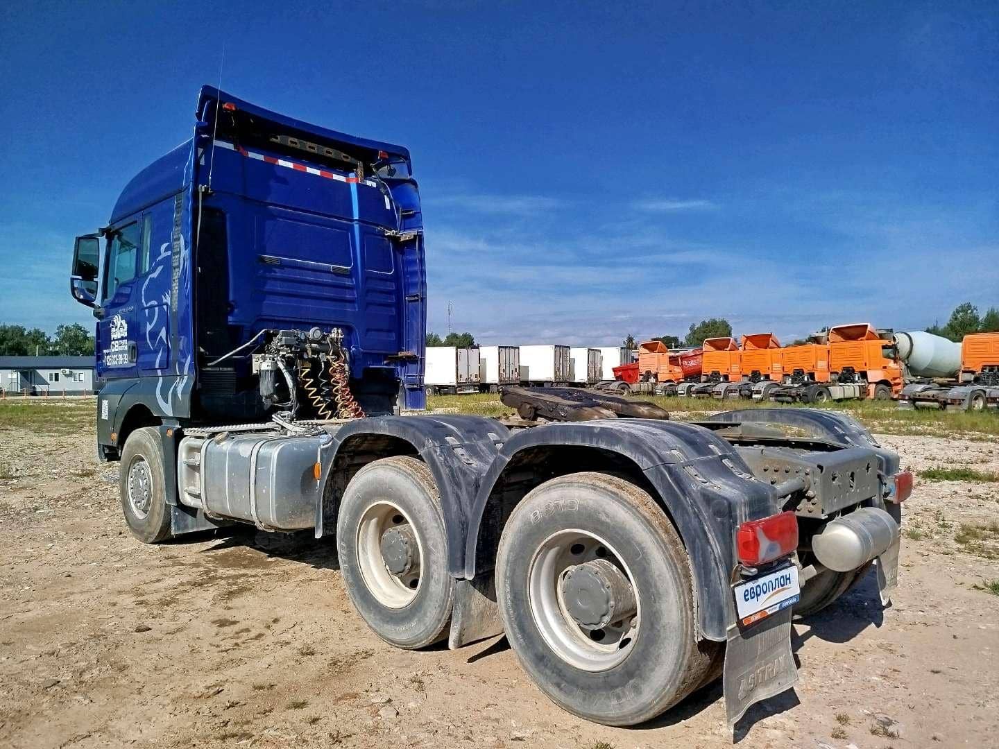 Sitrak С7Н 6×4 ZZ4256V364HE,  204 813 км, 2022 года в лизинг