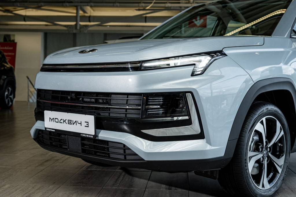 Москвич 3 Стандарт плюс 1.5Т CVT