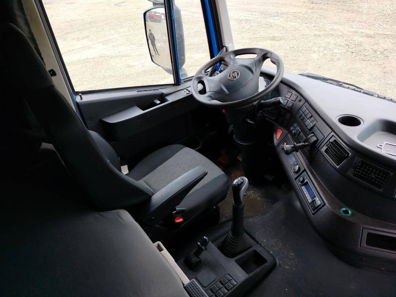 HONGYAN CQ4187HD12381T LNG,  96 973 км, 2023 года в лизинг