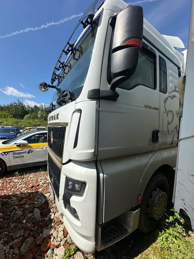 Sitrak C7H 4x2 ZZ4186V361HE