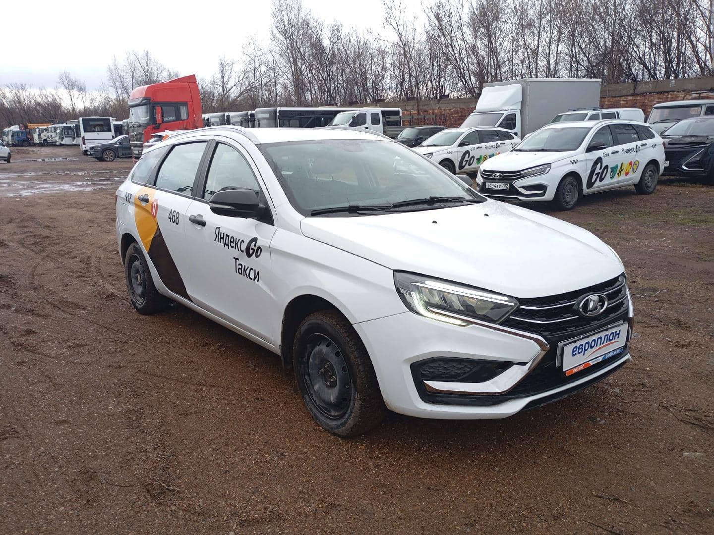 Lada Vesta универсал,  202 833 км, 2024 года в лизинг