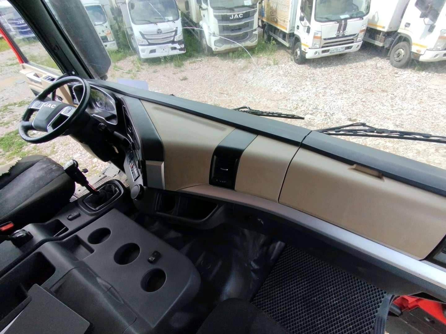 JAC N 410,  353 506 км, 2023 года в лизинг