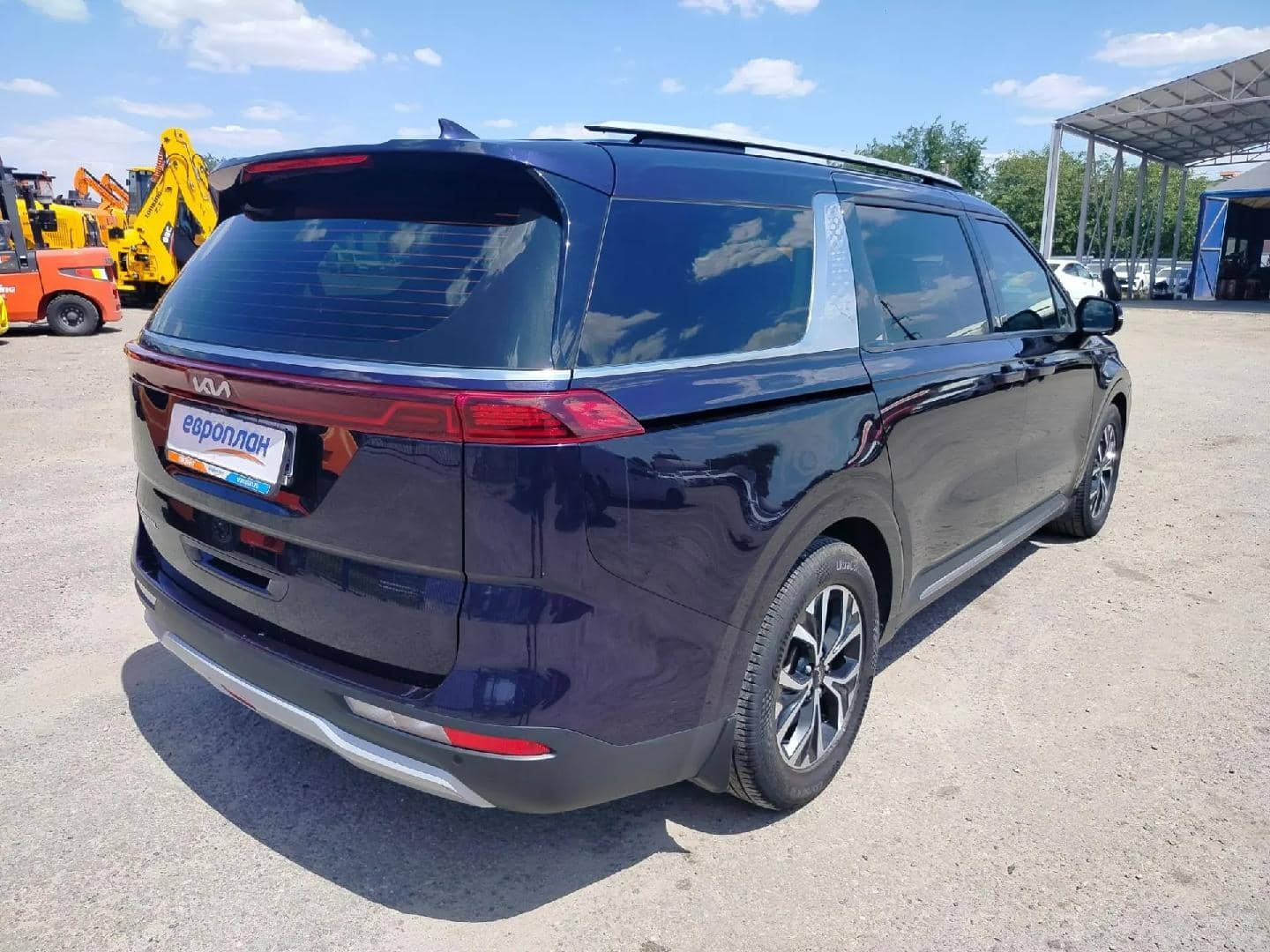 KIA Carnival,  92 366 км, 2022 года в лизинг