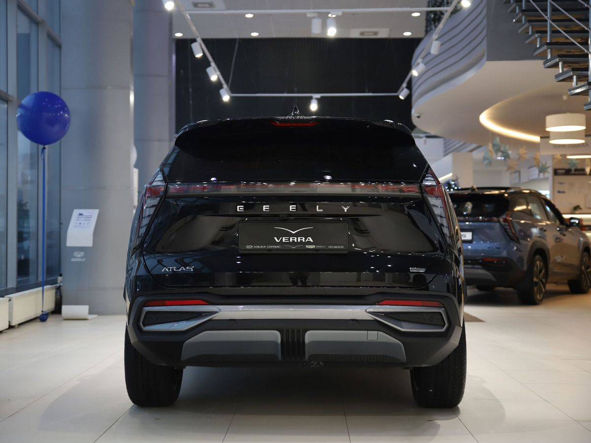 Geely Atlas Flagship 2.0T 8AT 4WD