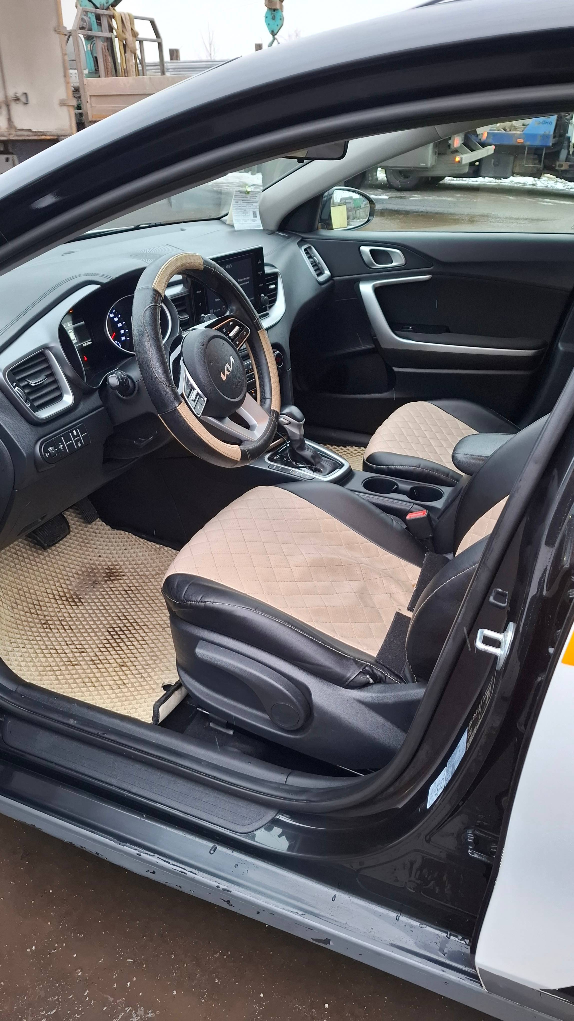 KIA Ceed SW,  206 346 км, 2022 года в лизинг