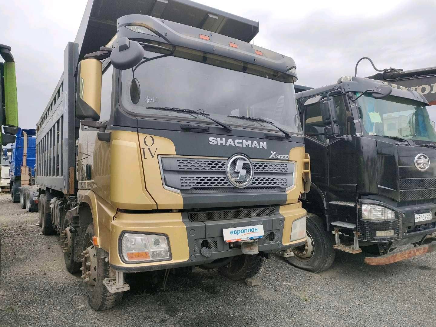 Shacman SX331863366 (скальный кузов),  200 000 км, 2022 года в лизинг