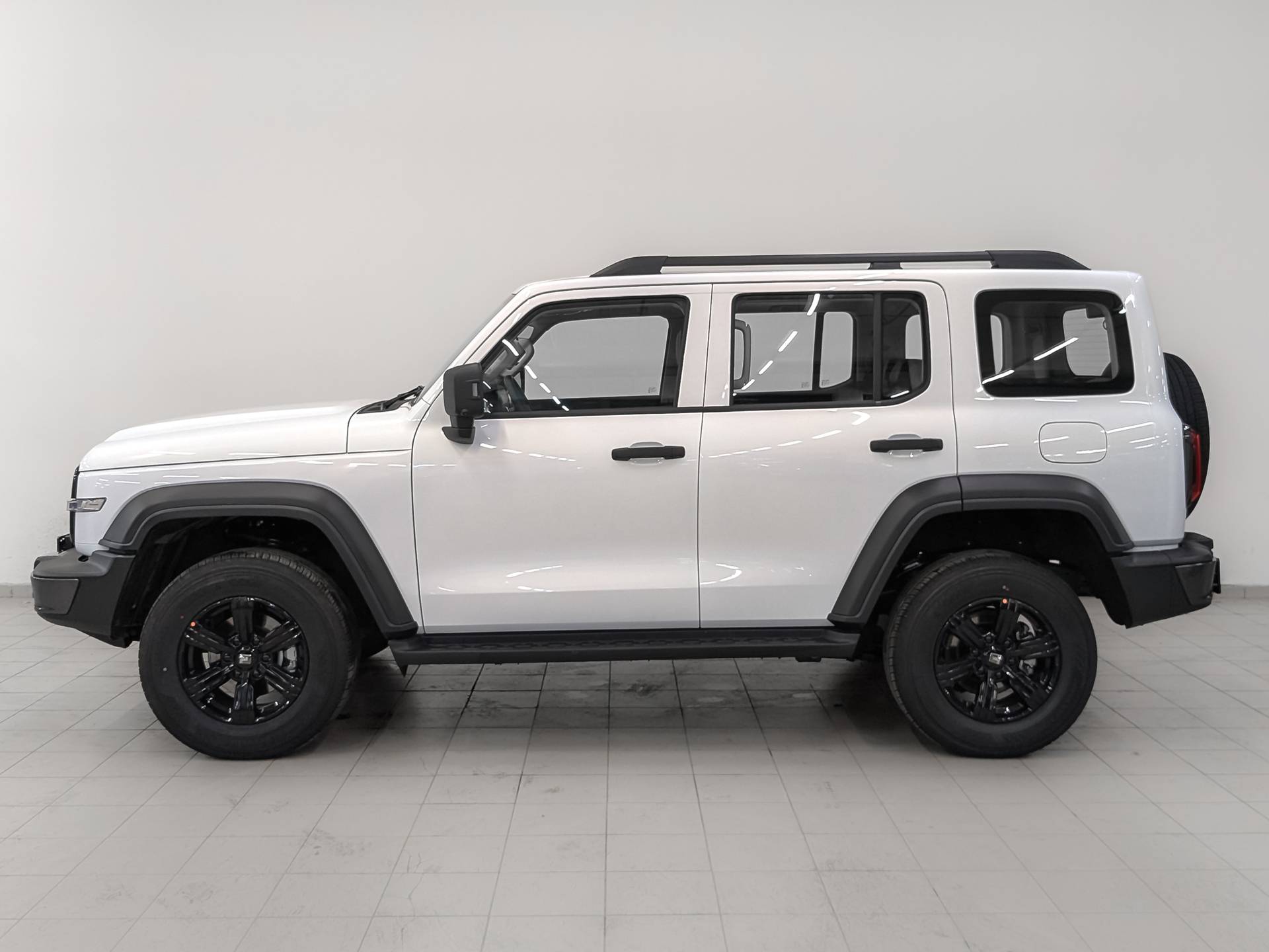 Tank 300 Adventure 2.0 8AT 4WD