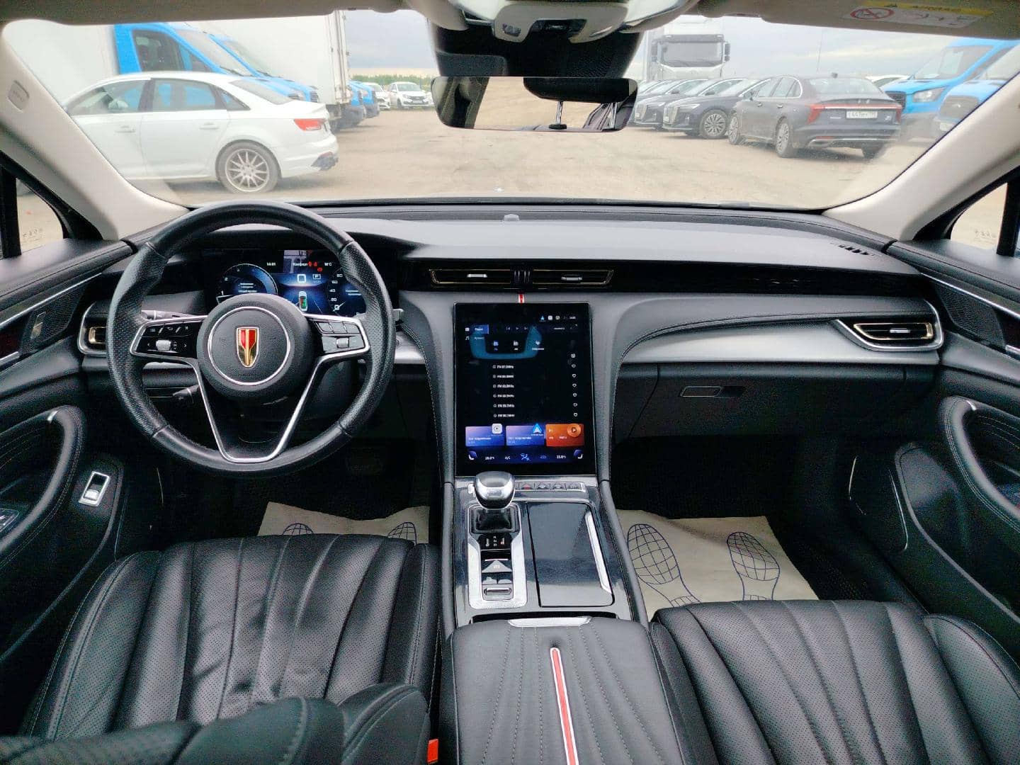 Hongqi H5,  96 037 км, 2024 года в лизинг