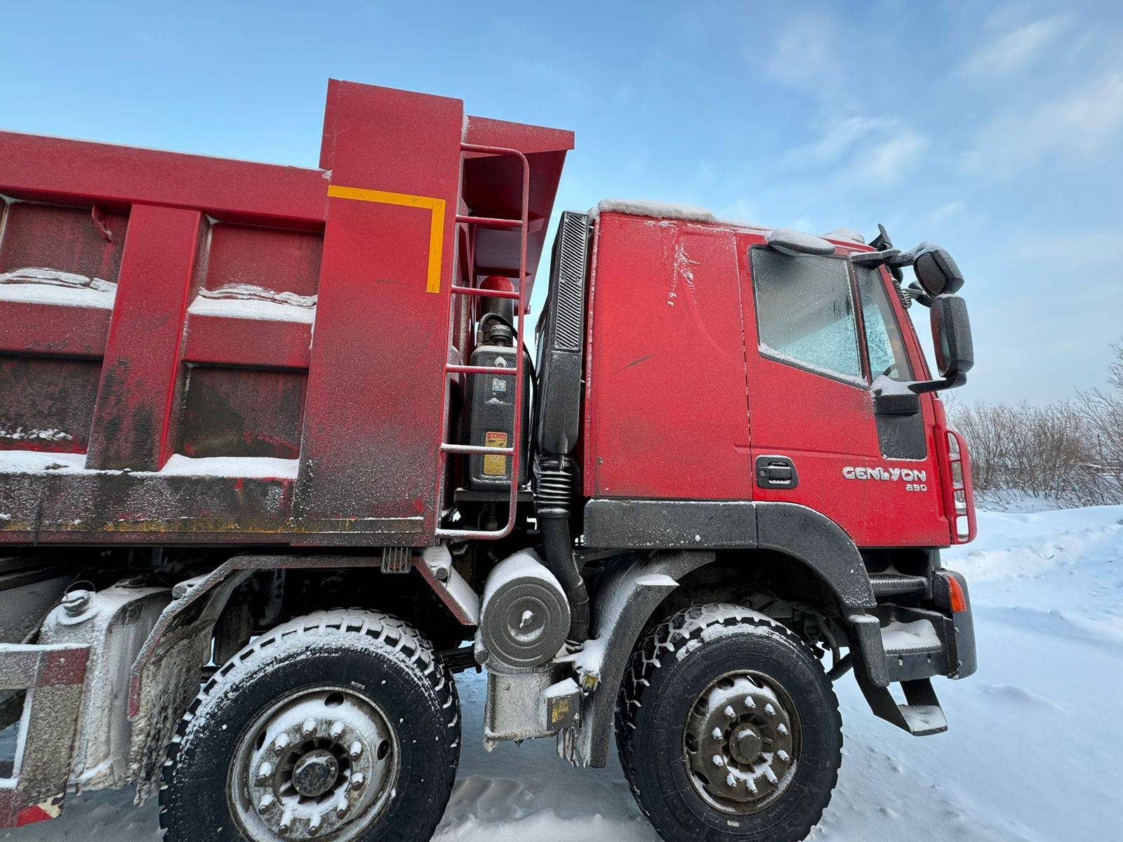 HONGYAN CQ3406HV39 Лот 000002282