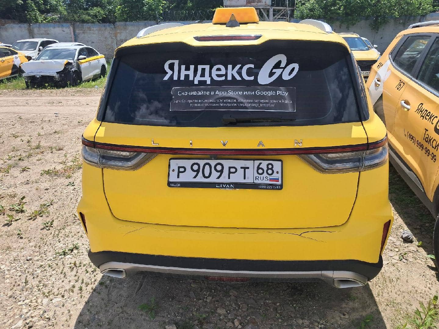 Livan ИКС6ПРО (X6PRO),  74 764 км, 2023 года