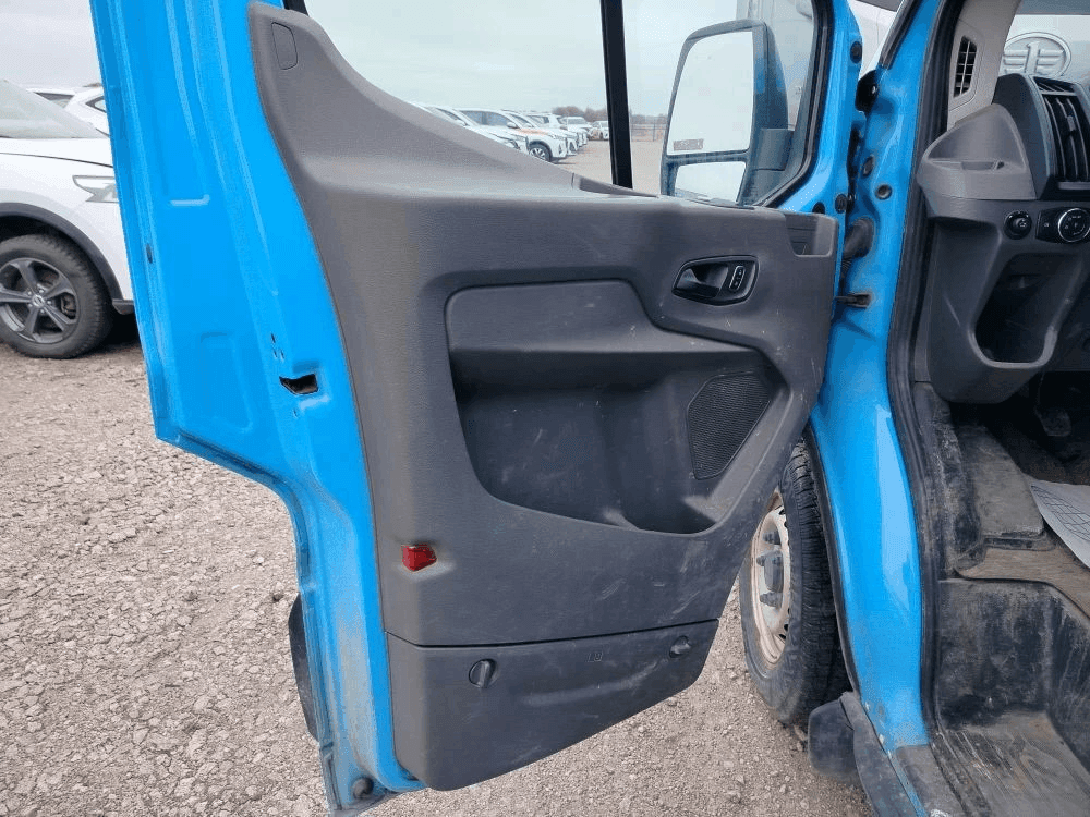 Ford Transit, 2021 года в лизинг