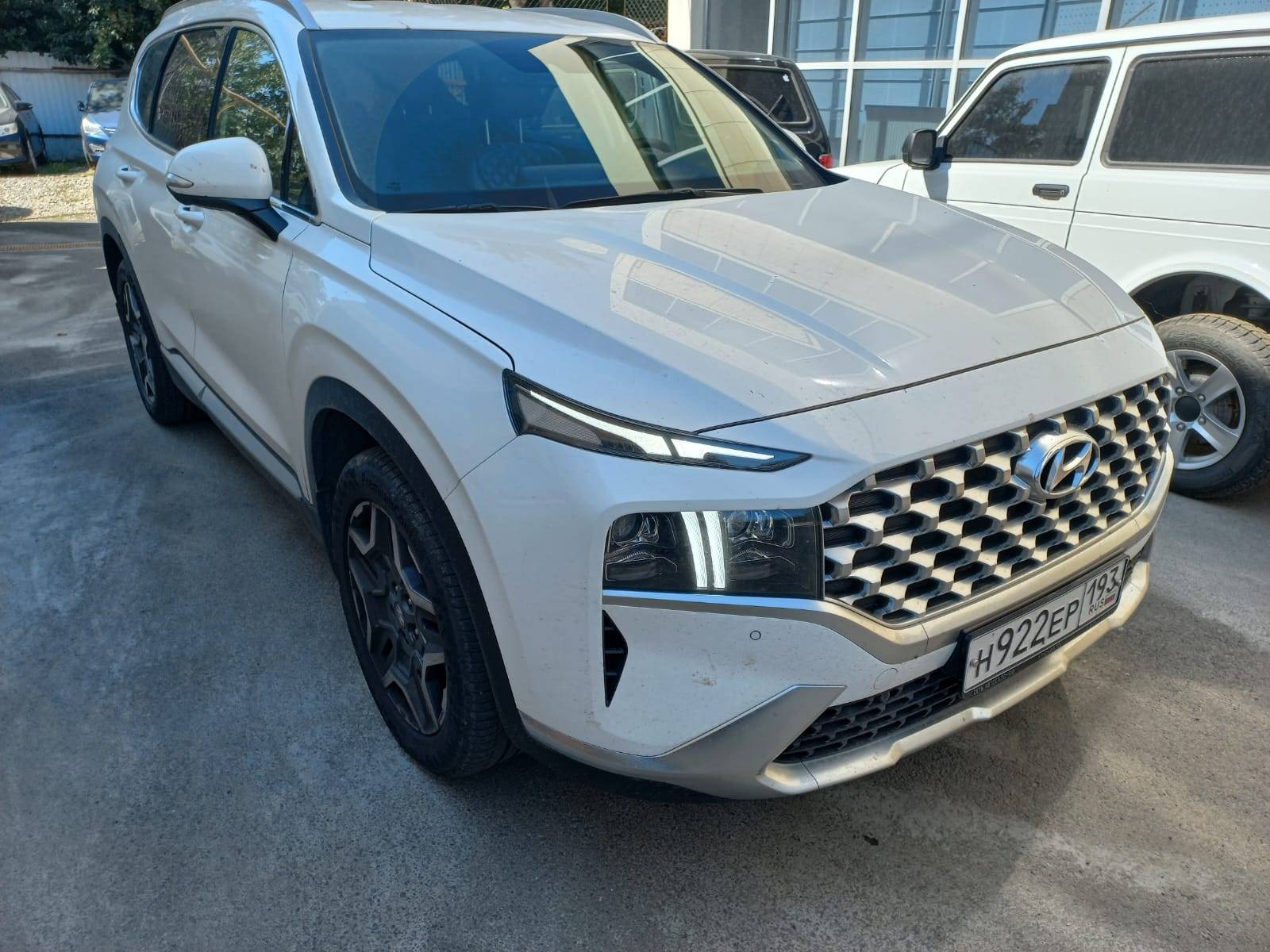 Hyundai Santa Fe,  27 409 км, 2021 года в лизинг