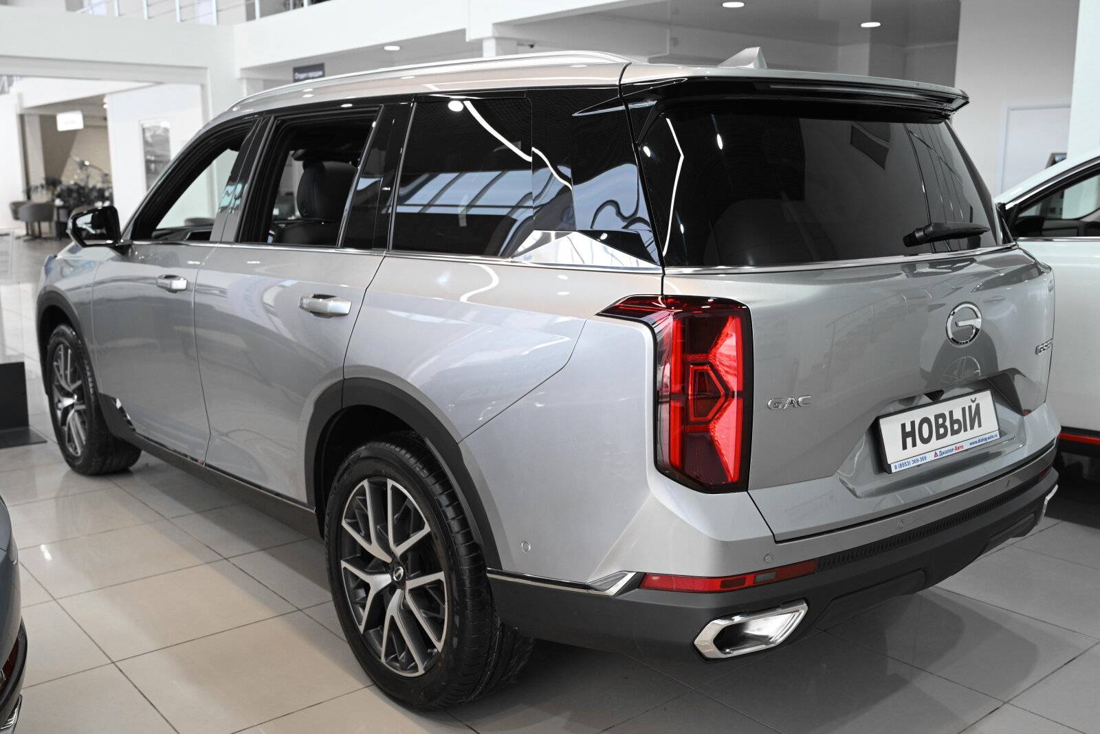 GAC GS8 GX Premium 2.0 8AT 4WD