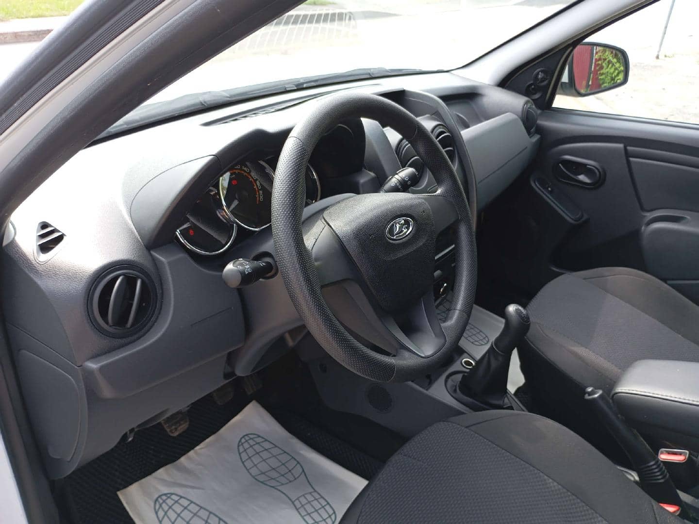 Lada Largus универсал,  34 749 км, 2024 года в лизинг
