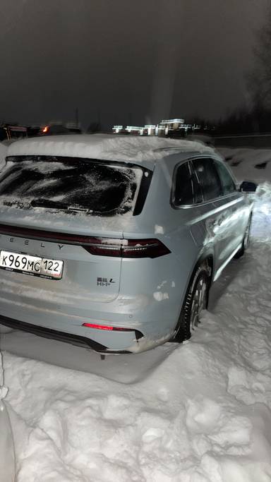 Geely Monjaro Hi-P (Xingyue L Hi-P)