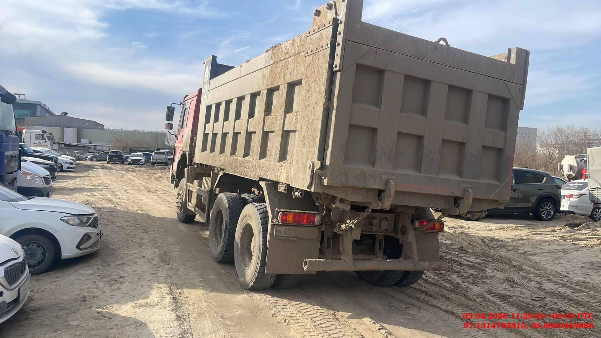 HOWO ZZ3327S3857E 6х6,  83 126 км, 2022 года в лизинг