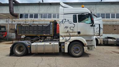 Sitrak C7H 4x2 ZZ4186V361HE