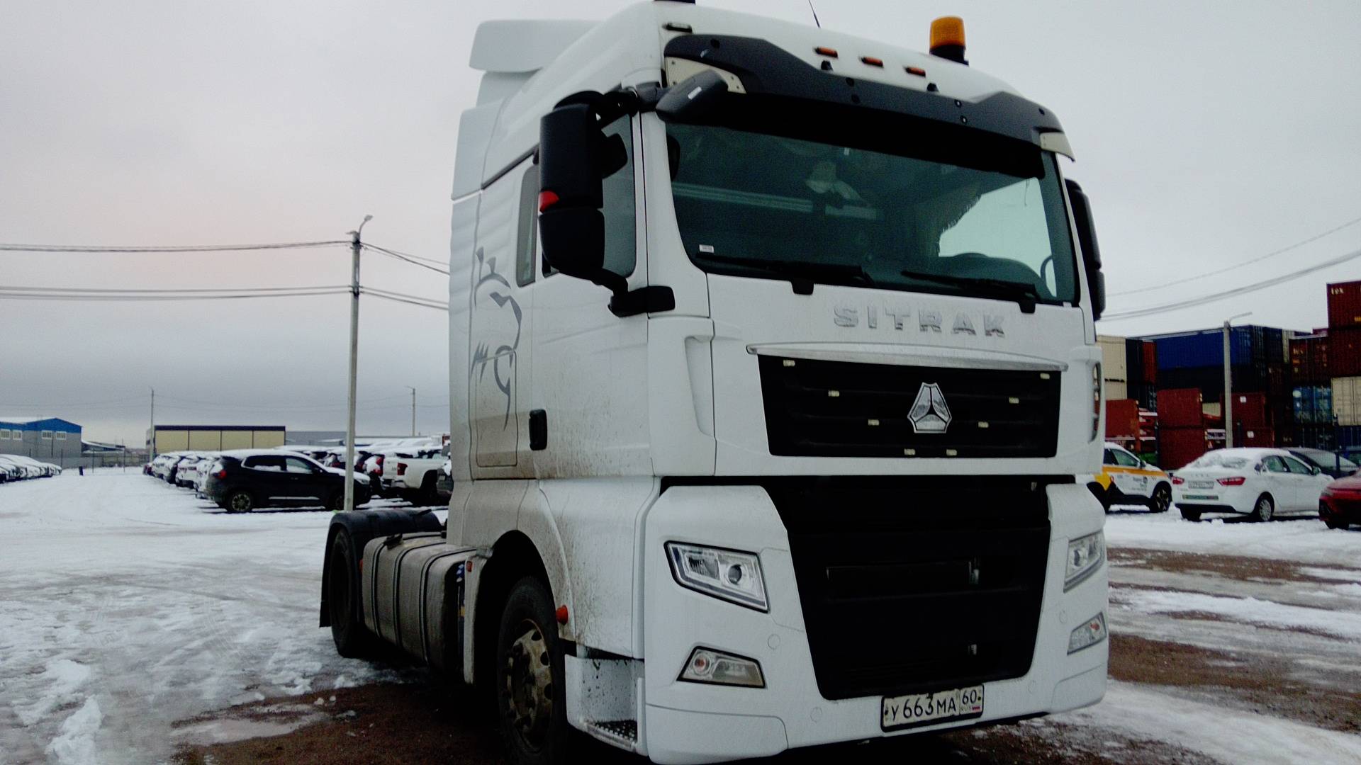 Sitrak ZZ4186V391HE,  218 627 км, 2023 года в лизинг