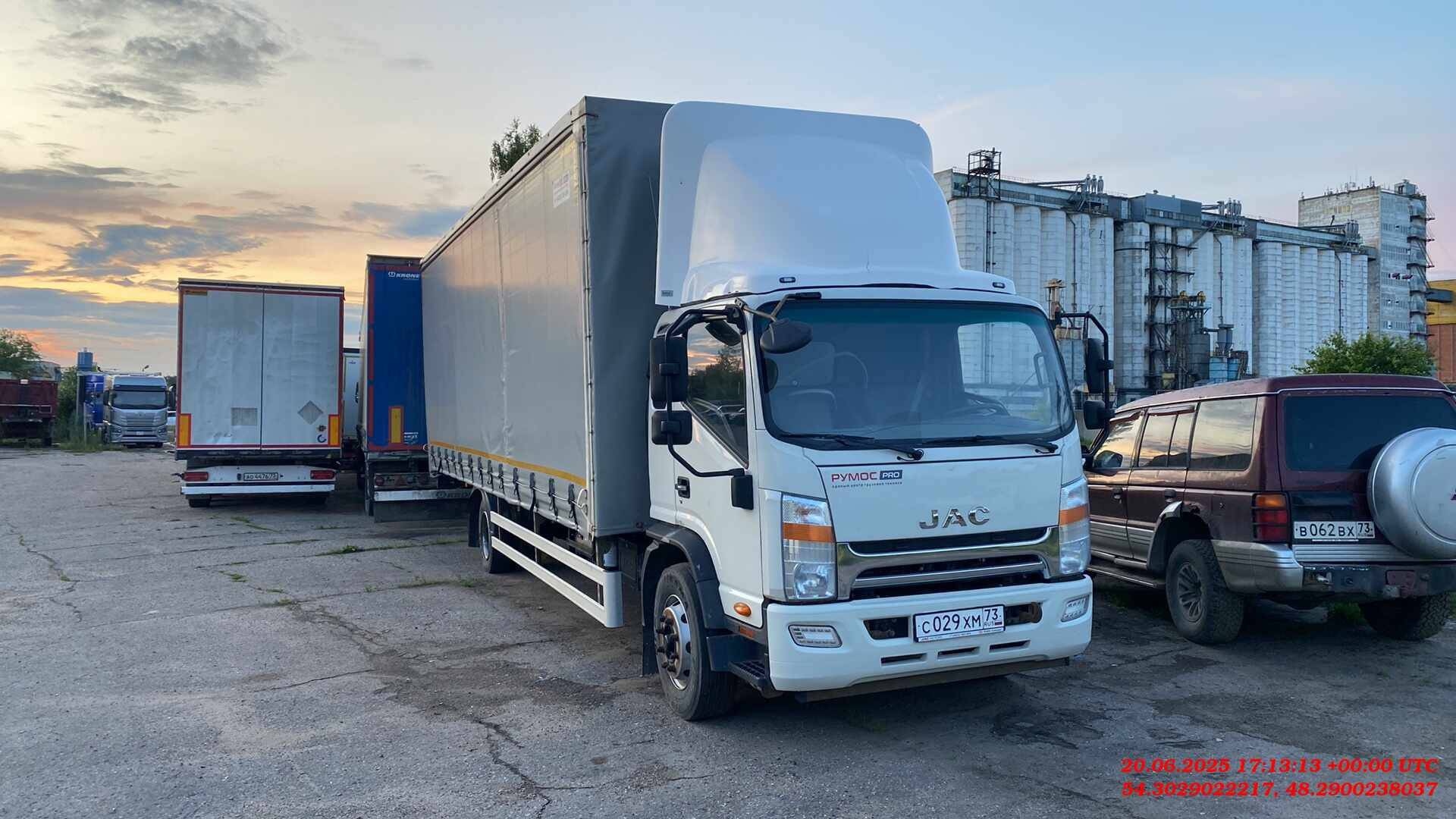 JAC N 120