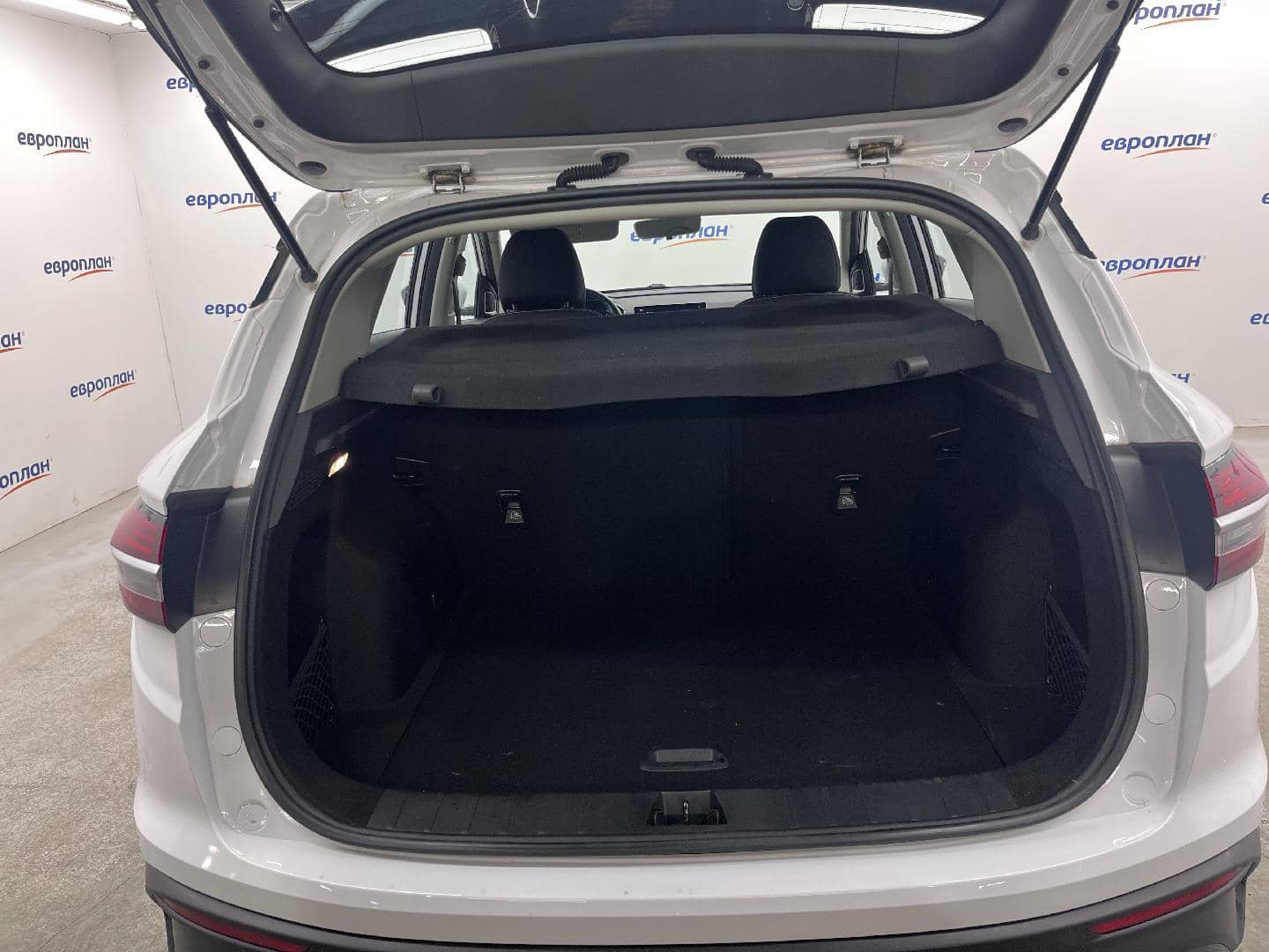 Geely Coolray,  88 281 км, 2022 года в лизинг