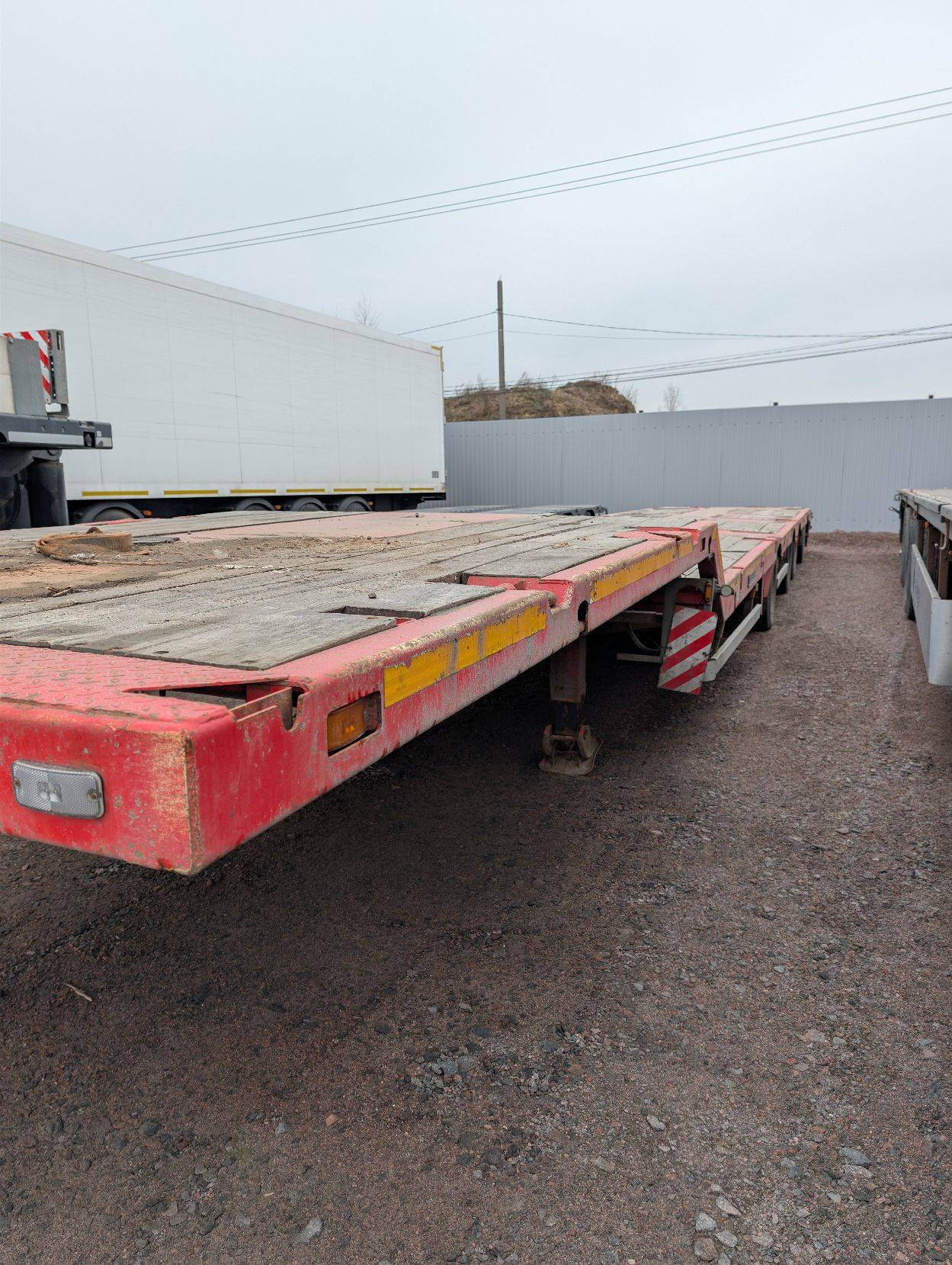 Компания СпецПрицеп Тяжеловоз низкорамный 9942L4, 2020 года в лизинг