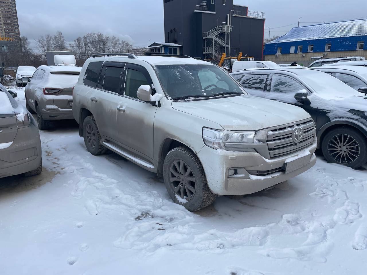 Toyota Land Cruiser 200,  201 605 км, 2019 года в лизинг