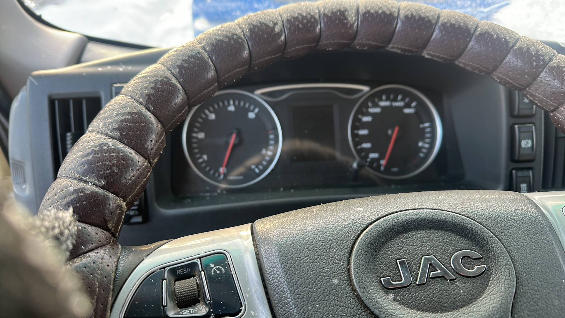 JAC N 120,  334 324 км, 2022 года в лизинг