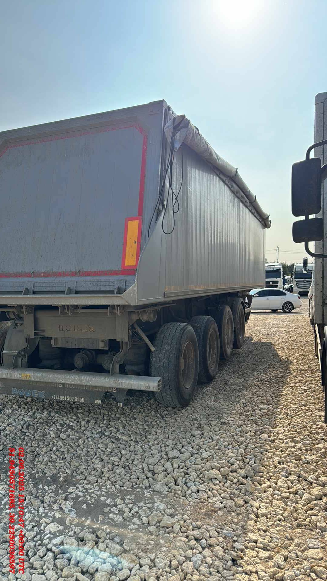 BODEX Самосвальный KIS 4WA1 45 м³
