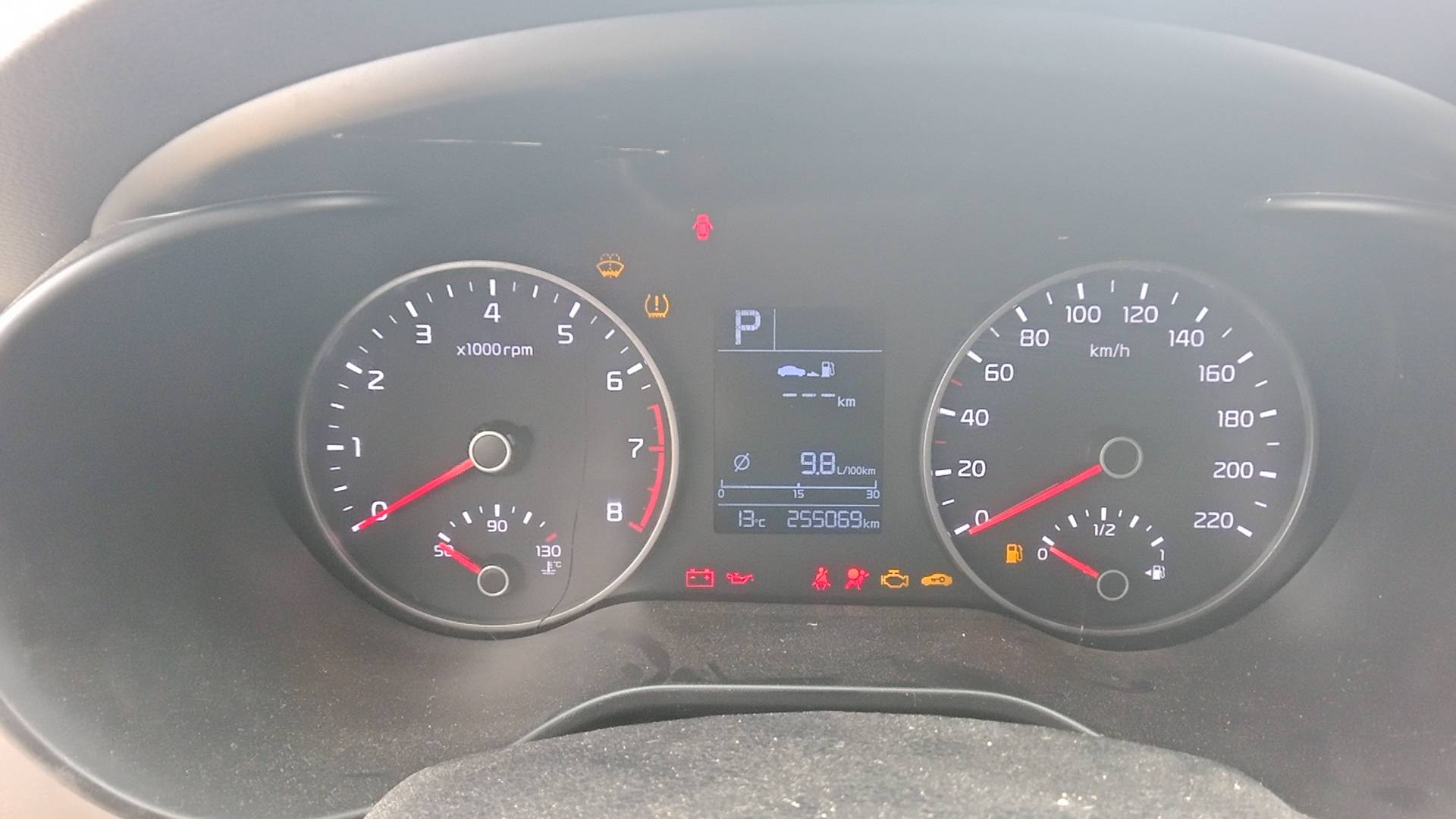 KIA Rio,  255 069 км, 2019 года
