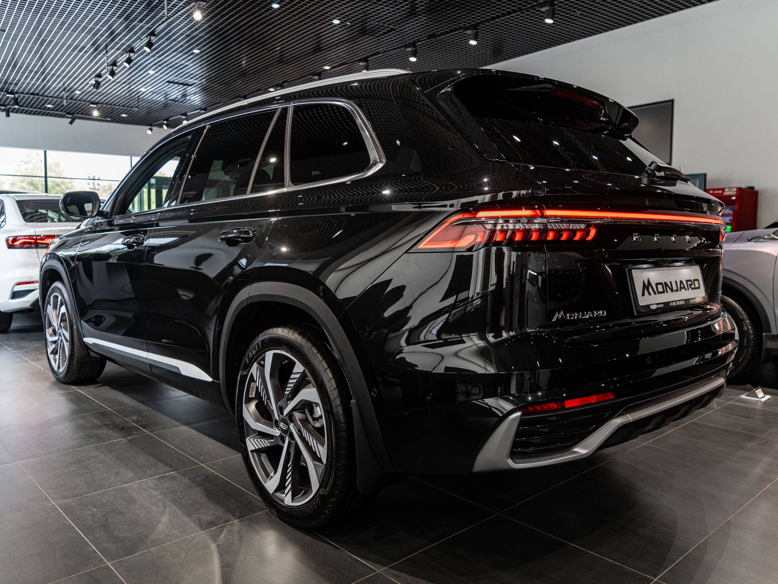 Geely Monjaro Flagship 2.0T (238 hp) 8AT 4WD